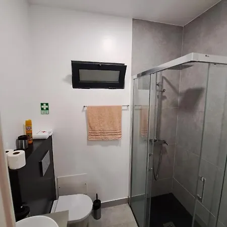 Friendly House Φουνκάλ