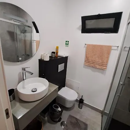 Friendly House Semesterbostad Funchal (Madeira)