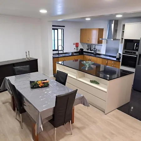 Friendly House * Φουνκάλ